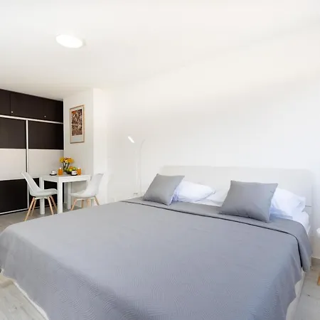 Tennis Dubrovnik, Free Parking, * Dubrovnik